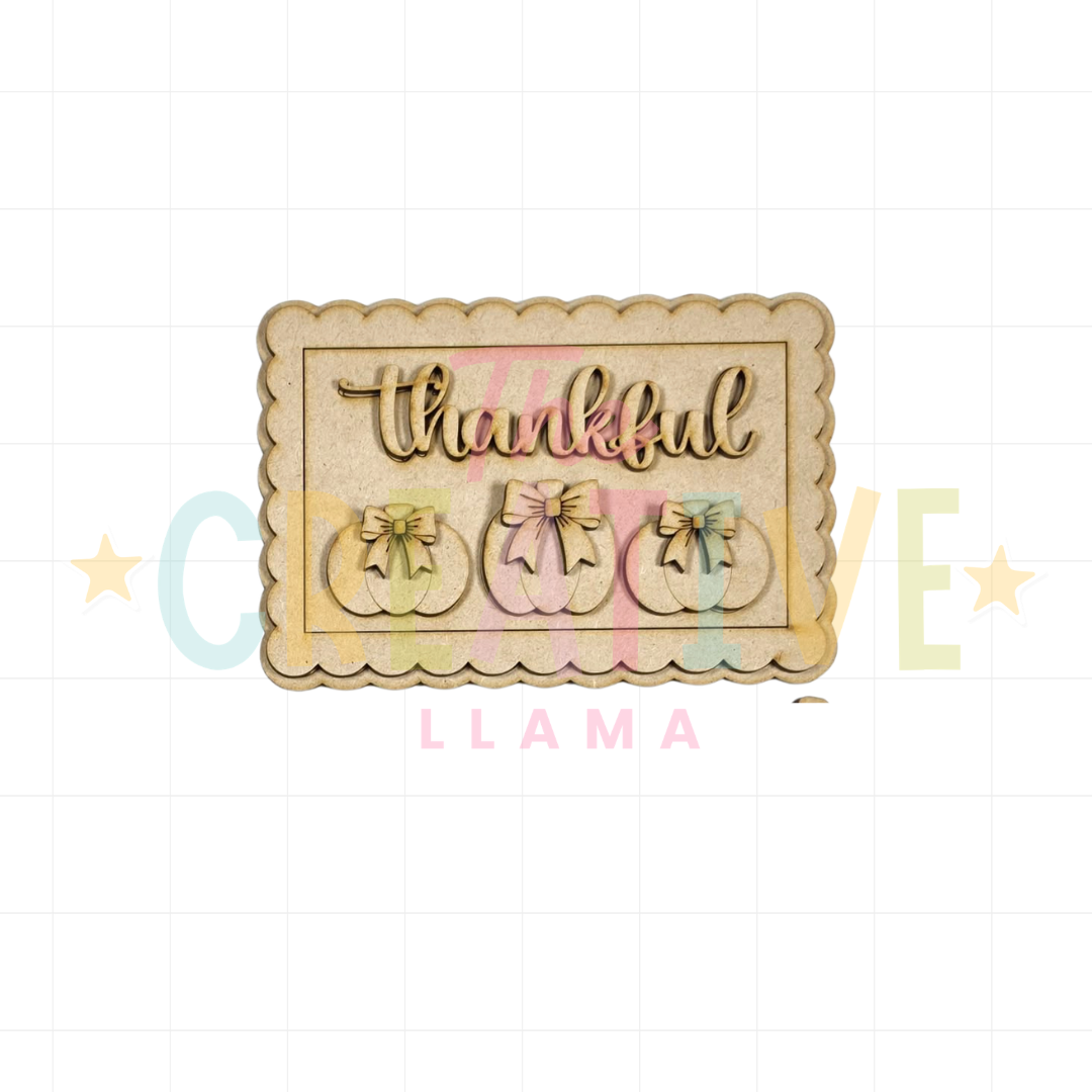 Thankful Pumpkin Sign & Mini Scallop Frame