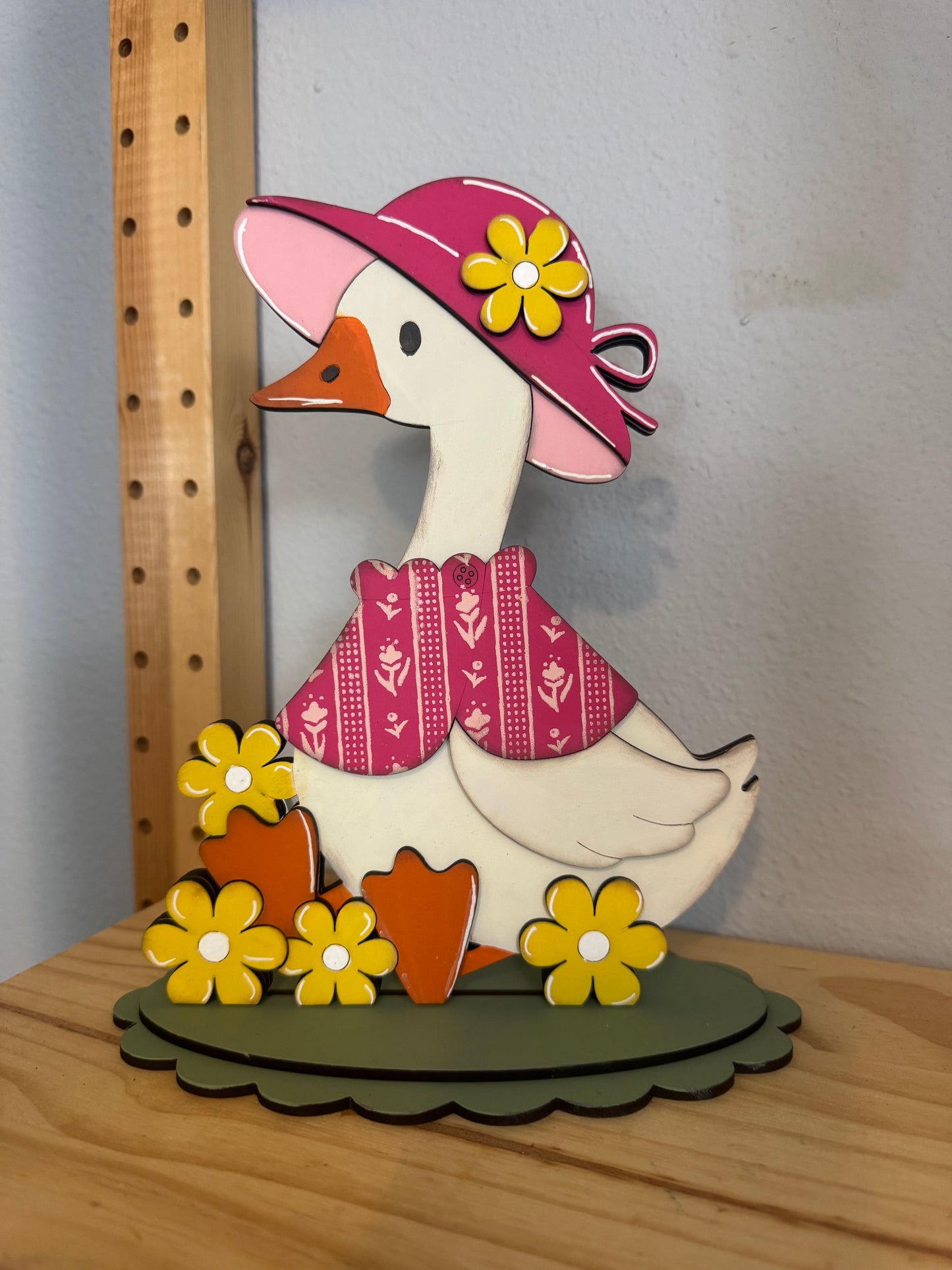 Lady Goose Shelf Sitter
