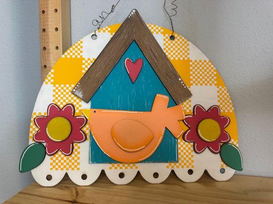 Scalloped Birdhouse Hanger