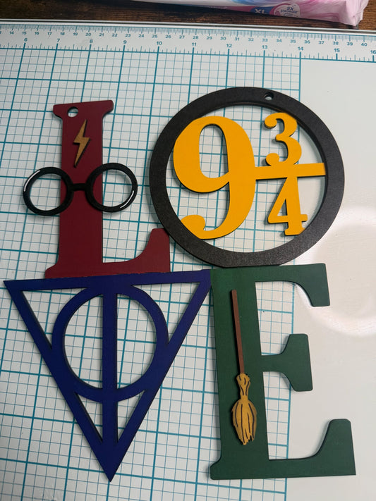 BLANK - HP Love Hanger