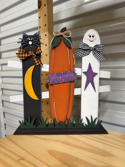 Halloween Fence Shelf Sitter